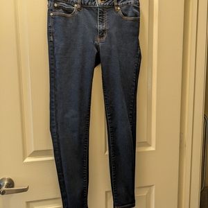 Tahari Kelly Mid-rise Skinny Jeans